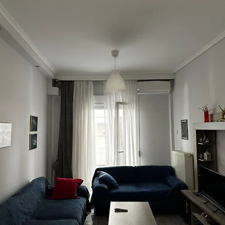 Ideally Situated Apartment. Thessaloniki
